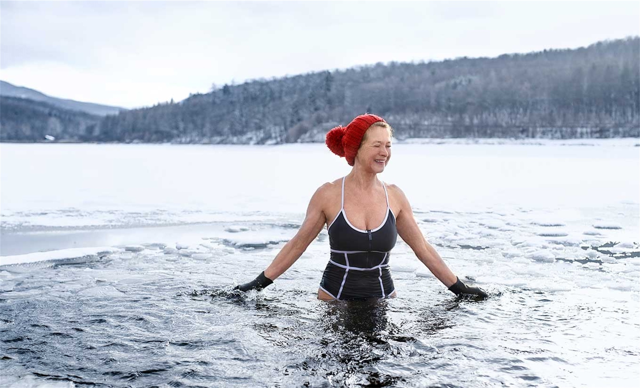 голые девочки в холодной воде фото 84